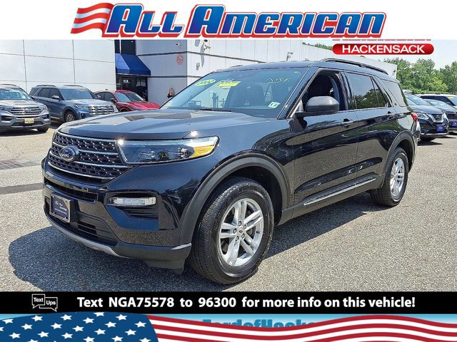 Certified 2022 Ford Explorer XLT w/ Equipment Group 202A image 1
