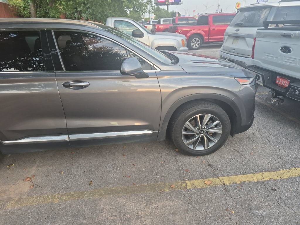 Used 2019 Hyundai Santa Fe SEL FWD image 13