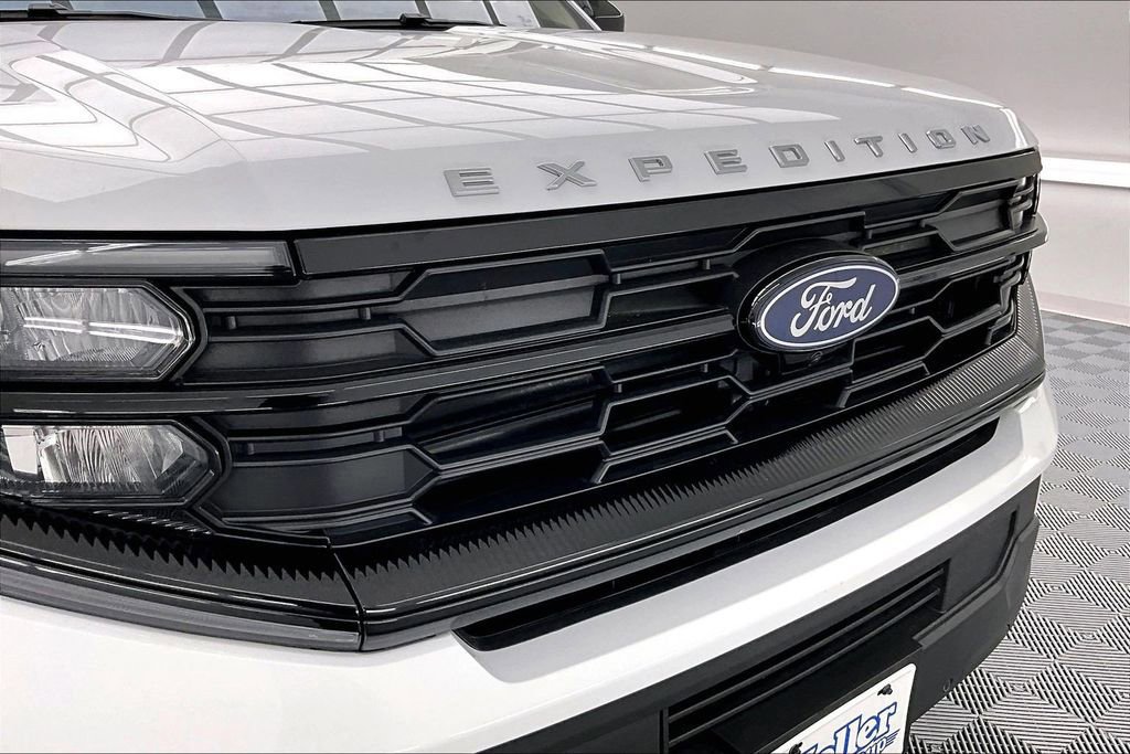 Certified 2025 Ford Expedition Max Active image 29