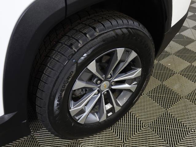 Used 2025 Chevrolet Equinox LT w/ Convenience Package II image 34