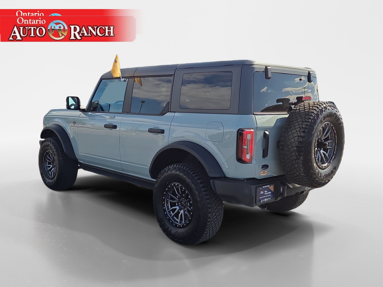 Certified 2023 Ford Bronco Wildtrak AWD/4WD image 3