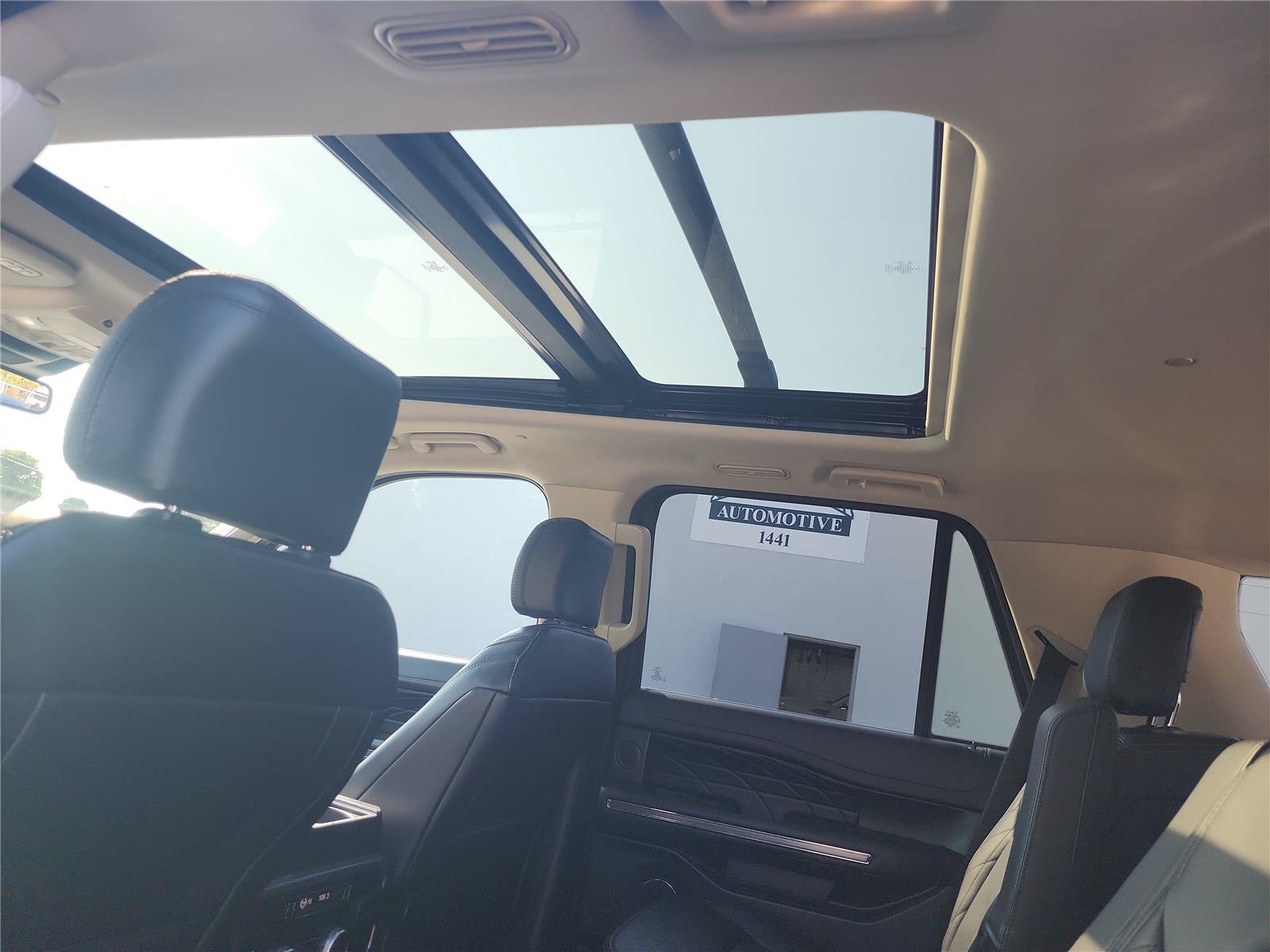 Certified 2020 Ford Expedition Platinum RWD image 23