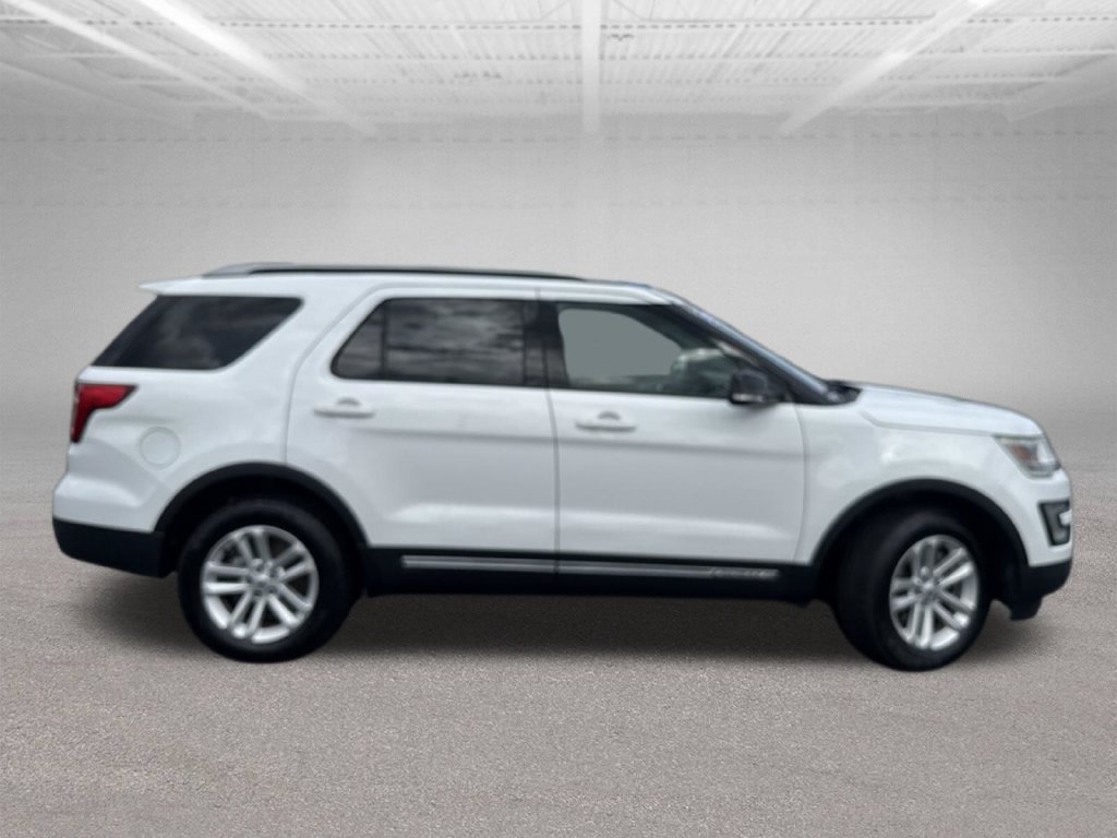 Certified 2017 Ford Explorer XLT FWD image 56
