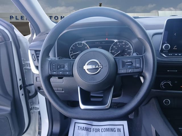 Used 2023 Nissan Rogue S FWD image 12