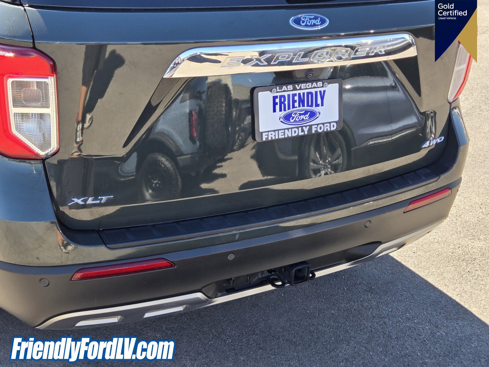 Certified 2023 Ford Explorer XLT w/ Equipment Group 202A AWD/4WD image 5