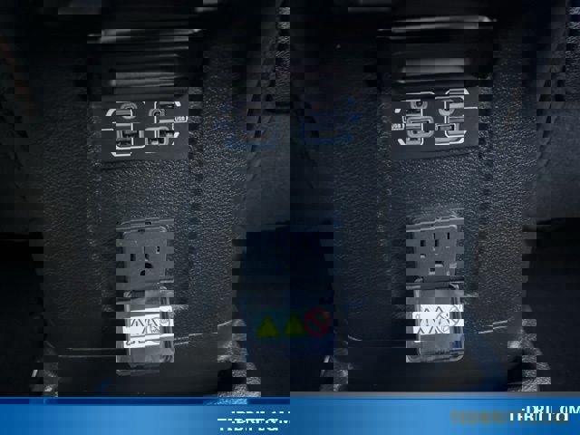 Used 2022 Jeep Wrangler Unlimited Rubicon w/ Cold Weather Group image 17