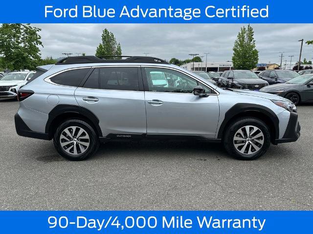 Used 2025 Subaru Outback Premium AWD/4WD image 9