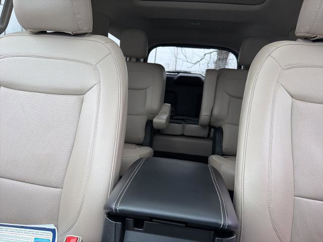 Certified 2023 Ford Explorer Limited w/ Limited Technology Package image 32