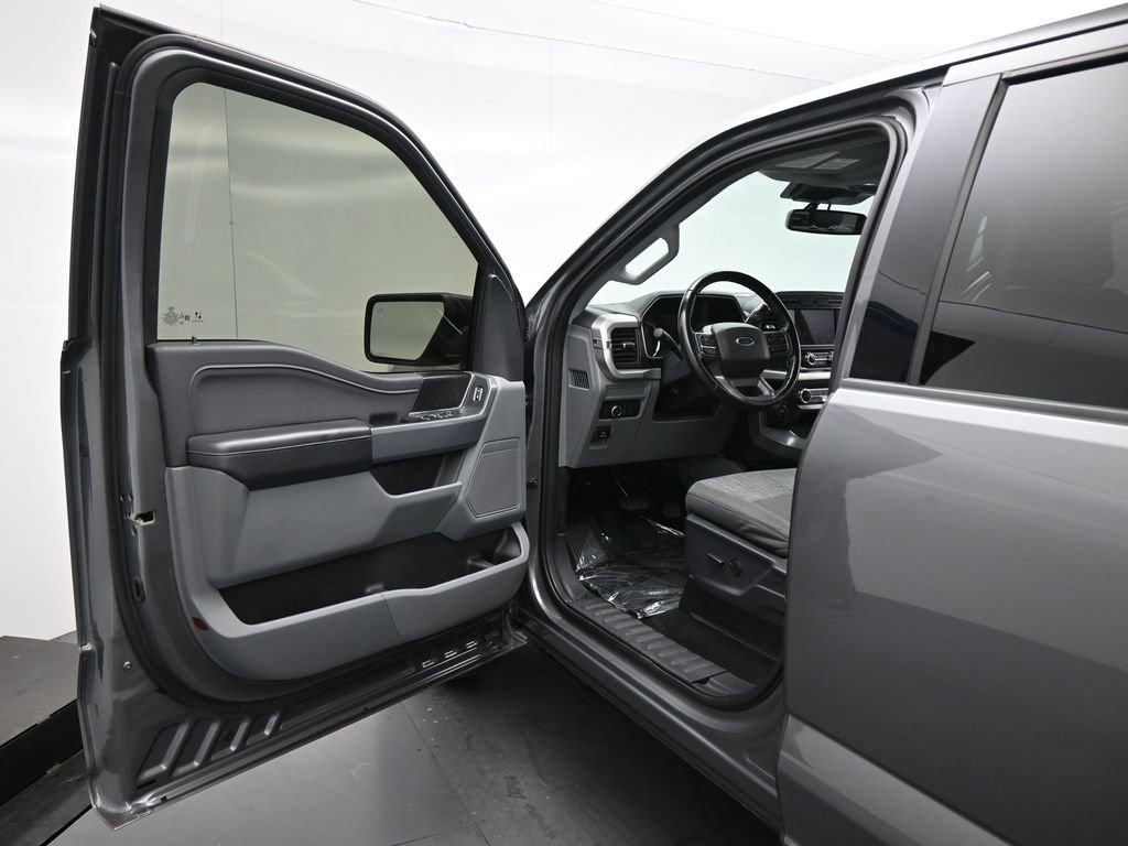 Certified 2022 Ford F150 XLT w/ Equipment Group 301A Mid image 9