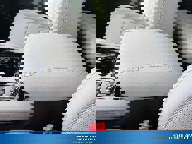 Certified 2025 Ford Explorer Platinum w/ Ultimate Package image 36