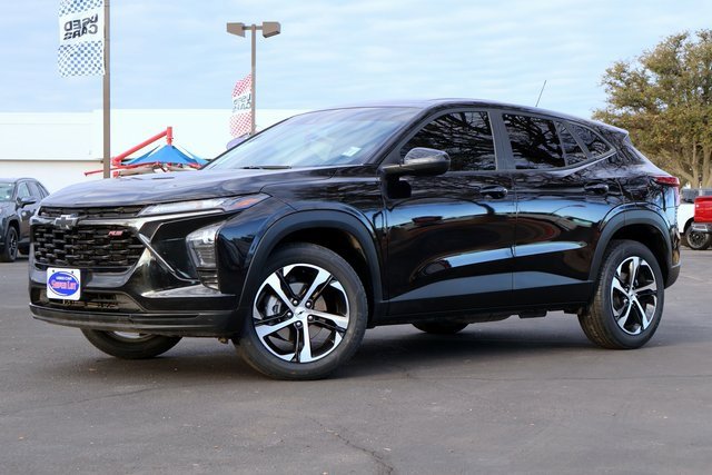 Used 2024 Chevrolet Trax RS image 16