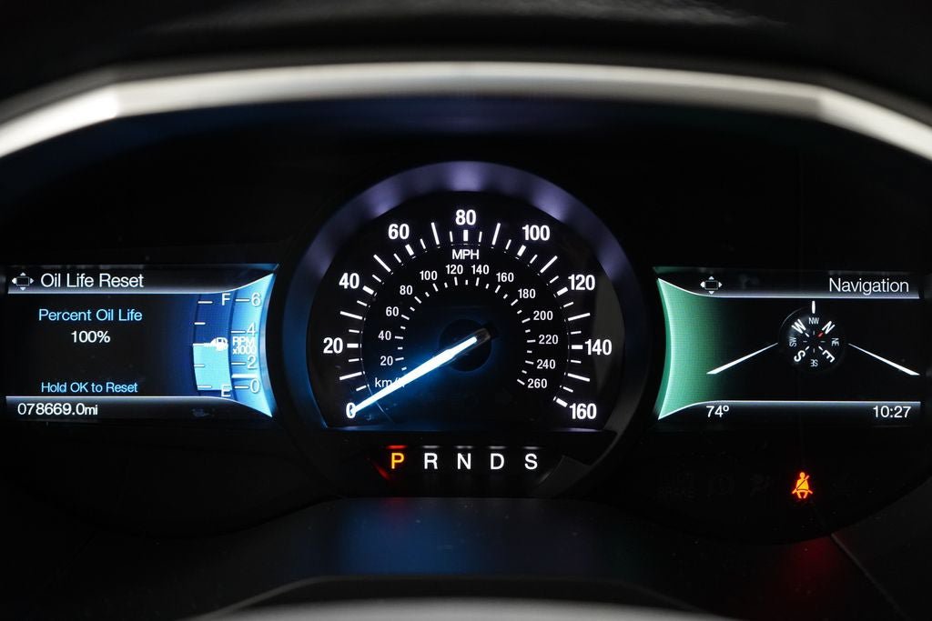 Certified 2018 Ford Edge Titanium w/ Technology Package FWD image 18