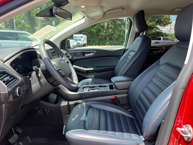 Certified 2024 Ford Edge SEL w/ Sport Appearance Package AWD/4WD image 5
