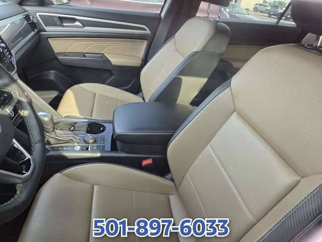 Used 2022 Volkswagen Atlas Cross Sport SE AWD/4WD image 6
