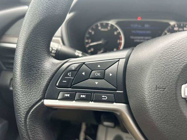 Used 2024 Nissan Altima 2.5 SV FWD image 20