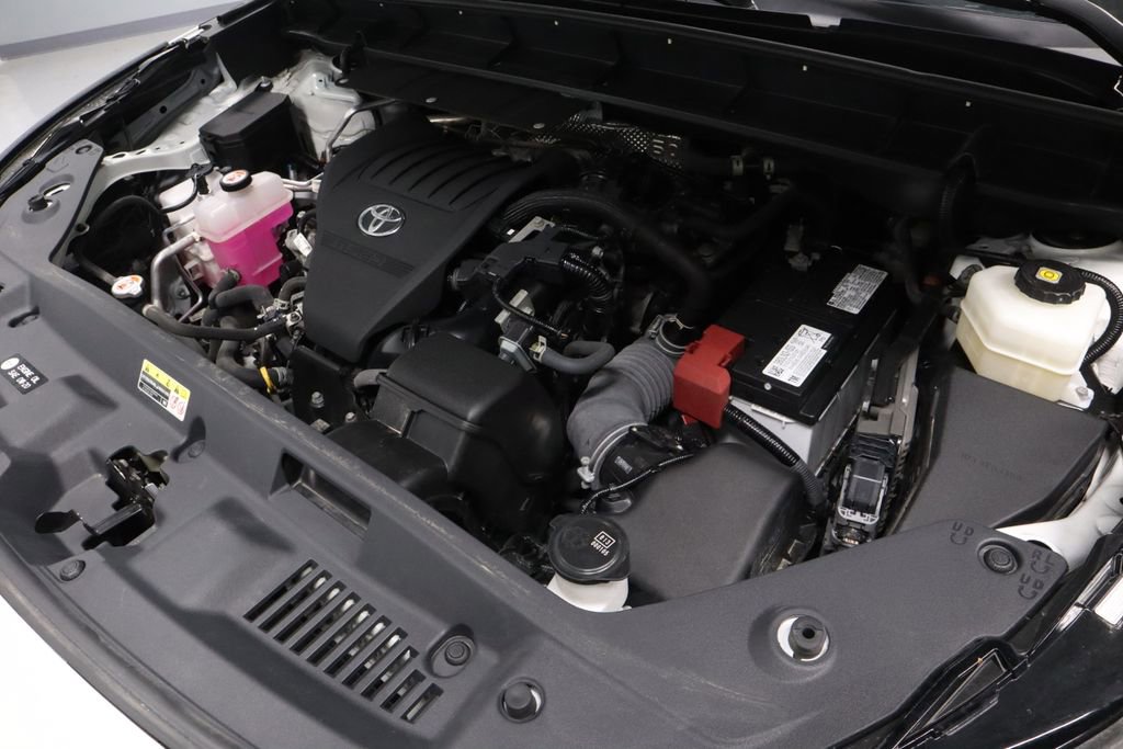 Used 2023 Toyota Highlander XLE FWD image 14