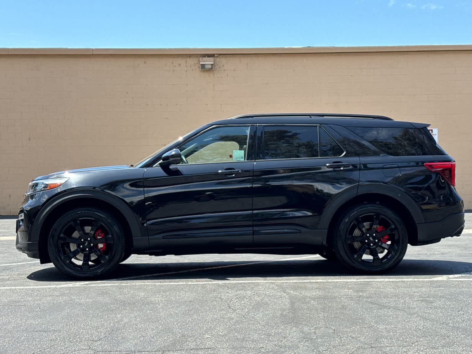 Certified 2021 Ford Explorer ST w/ Equipment Group 401A AWD/4WD image 5