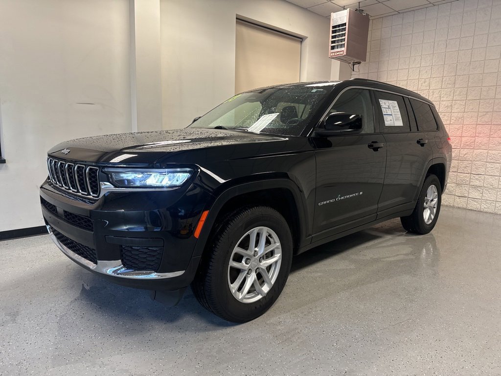Used 2023 Jeep Grand Cherokee L Laredo image 12
