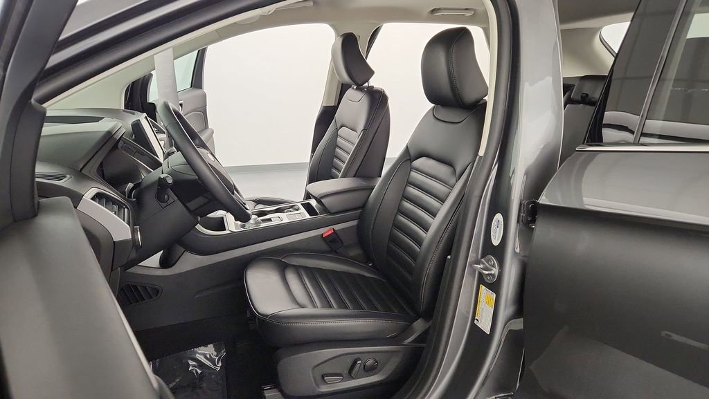 Certified 2024 Ford Edge SEL w/ Convenience Package AWD/4WD image 14