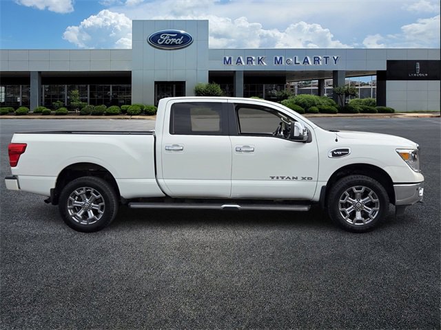 Used 2019 Nissan Titan SL w/ Chrome Package image 6