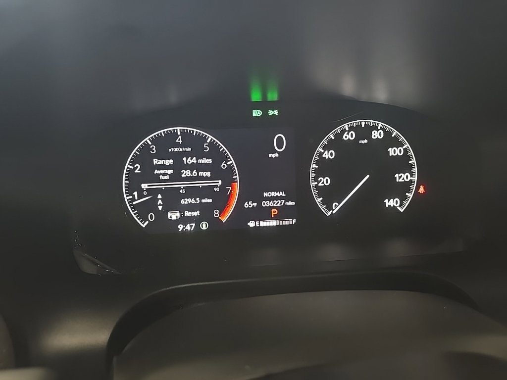 Used 2024 Honda HR-V LX image 2