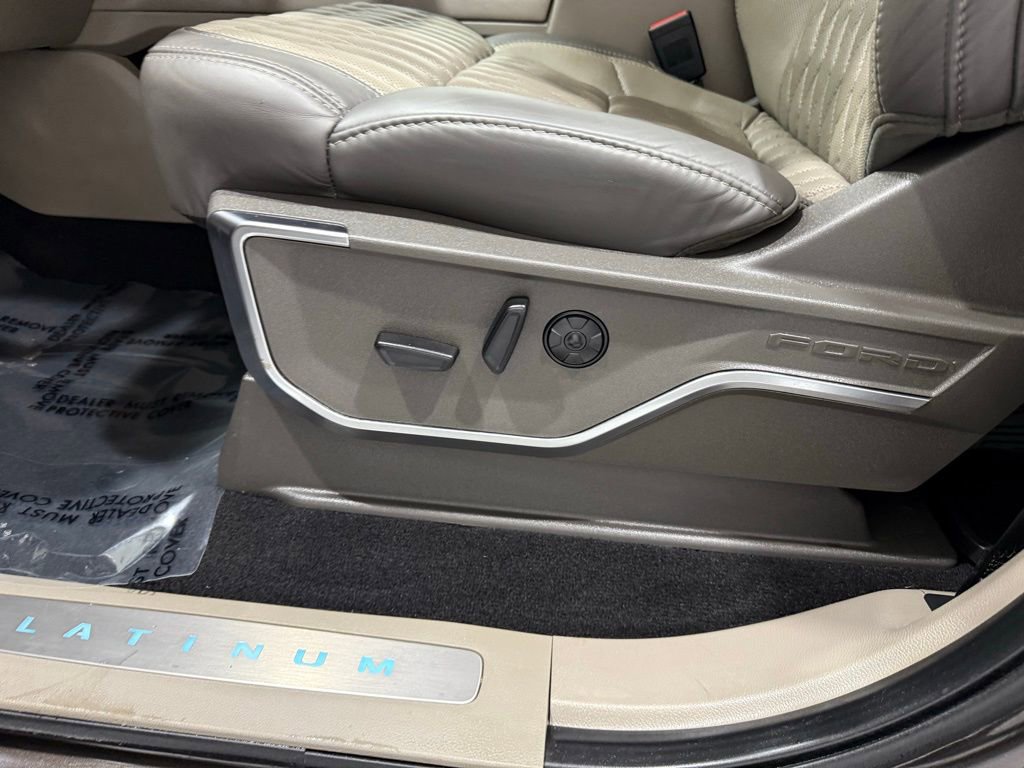 Certified 2025 Ford F450 Platinum w/ Platinum Plus Package image 14