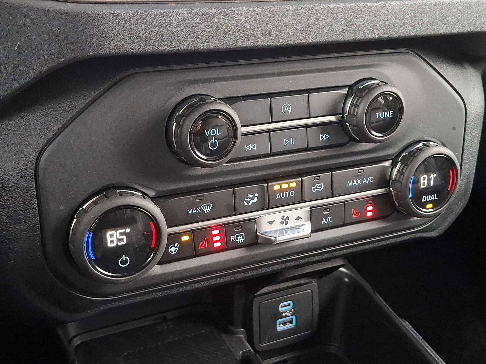 Certified 2025 Ford Bronco Outer Banks image 15