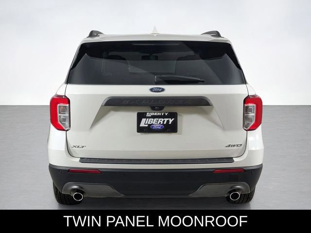 Certified 2023 Ford Explorer XLT w/ Equipment Group 202A image 3