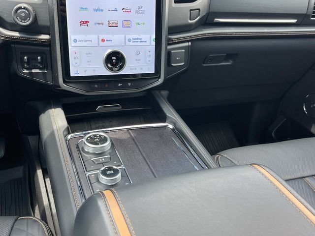 Certified 2024 Ford Expedition Max Platinum AWD/4WD image 20