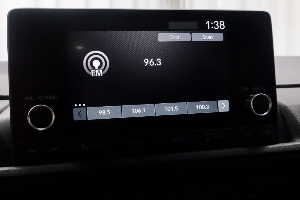 Used 2024 Honda CR-V Sport image 3