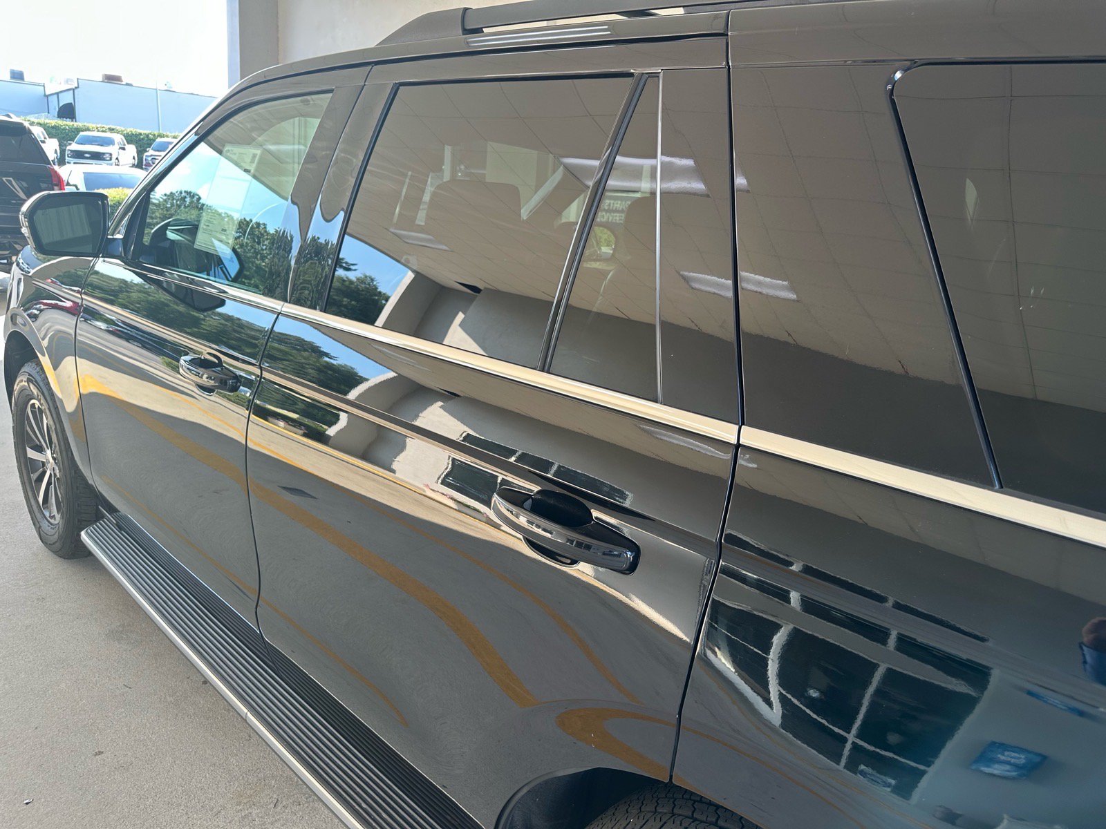 Certified 2019 Ford Expedition XLT w/ Equipment Group 202A AWD/4WD image 12