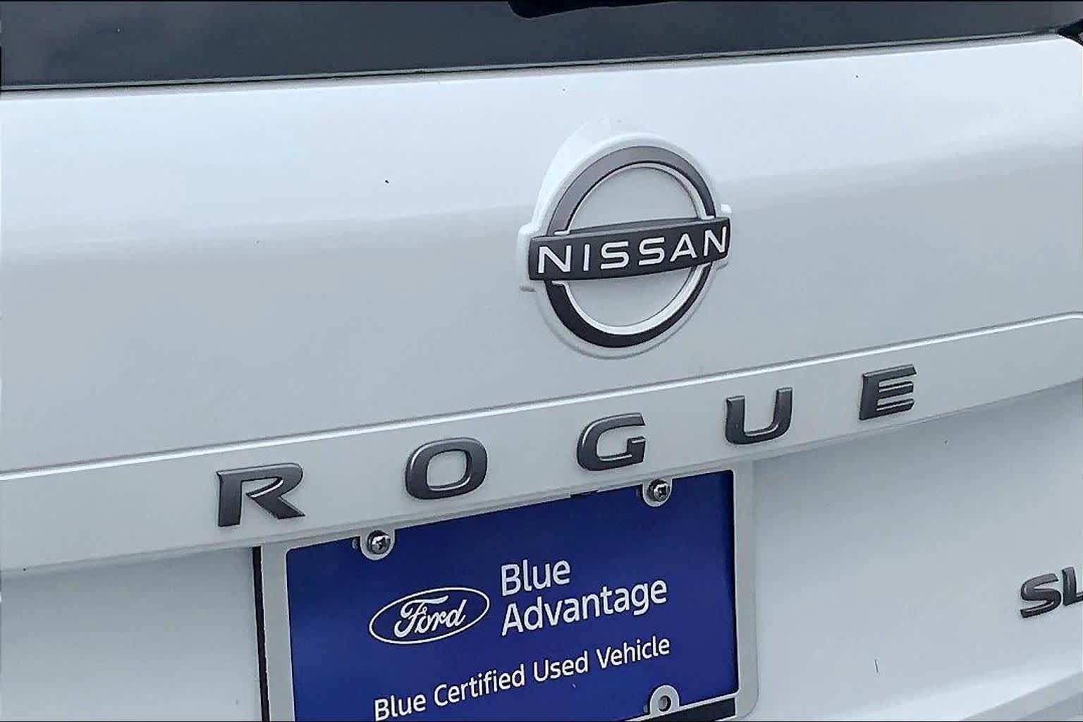Used 2024 Nissan Rogue SL w/ SL Premium Package FWD image 31