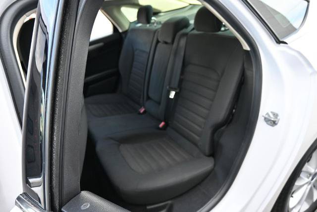 Certified 2020 Ford Fusion SE FWD image 24