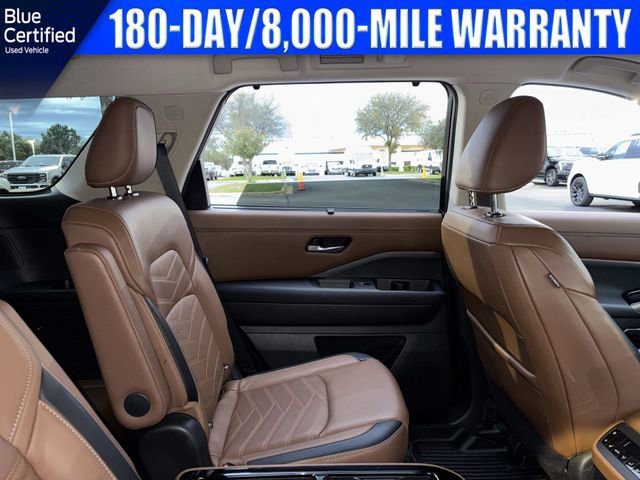 Used 2022 Nissan Pathfinder Platinum w/ Cargo Package image 17