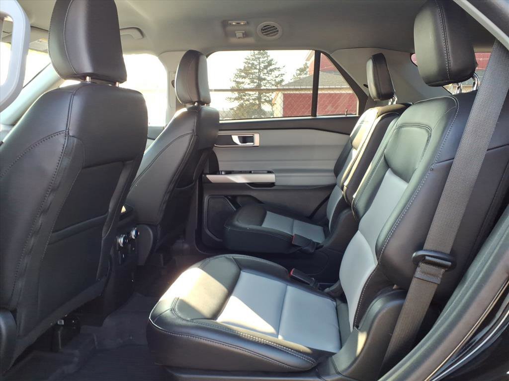 Certified 2024 Ford Explorer XLT w/ Equipment Group 202A image 12