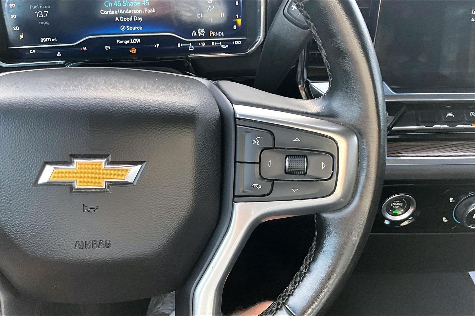 Used 2023 Chevrolet Silverado 1500 LT AWD/4WD image 23