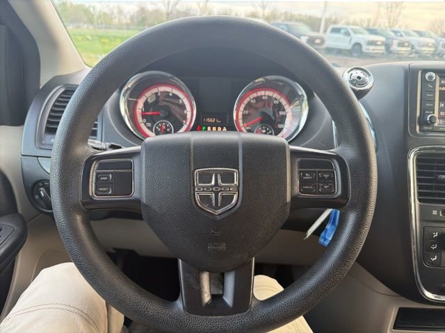 Used 2018 Dodge Grand Caravan SE FWD image 28