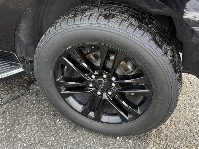 Certified 2022 Ford Expedition XLT image 5