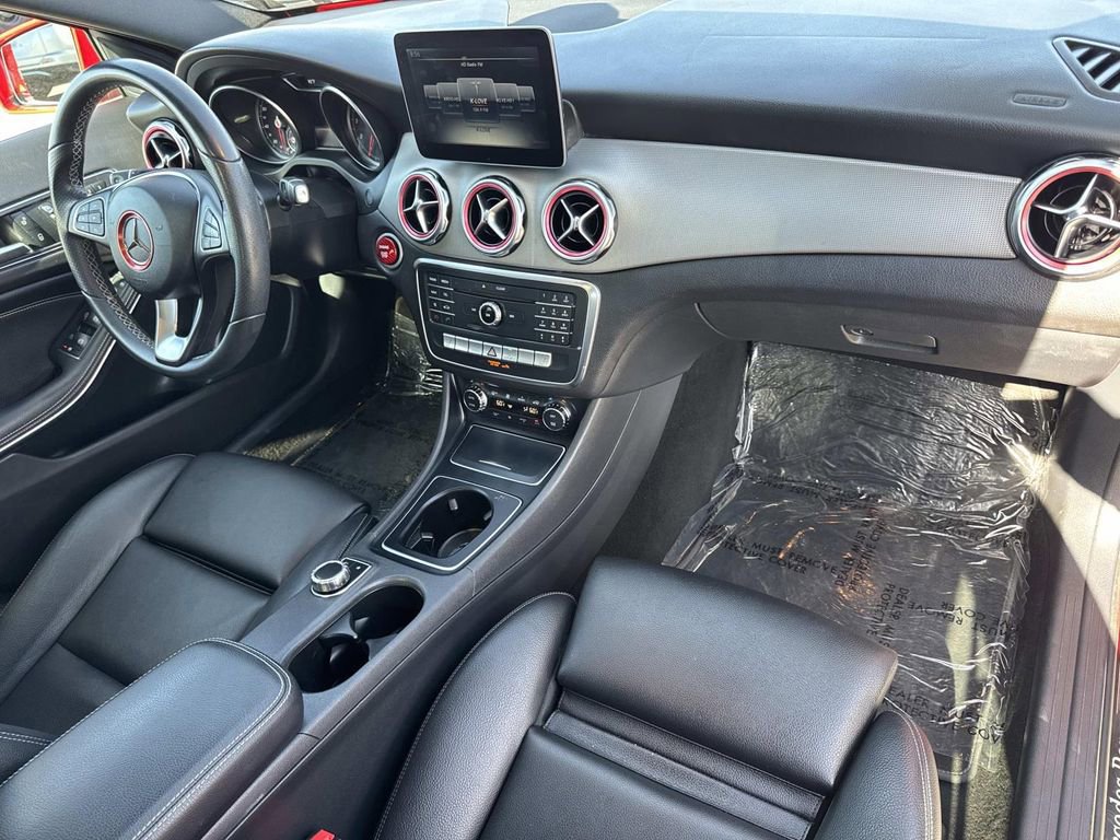 Used 2018 Mercedes-Benz GLA 250 image 30