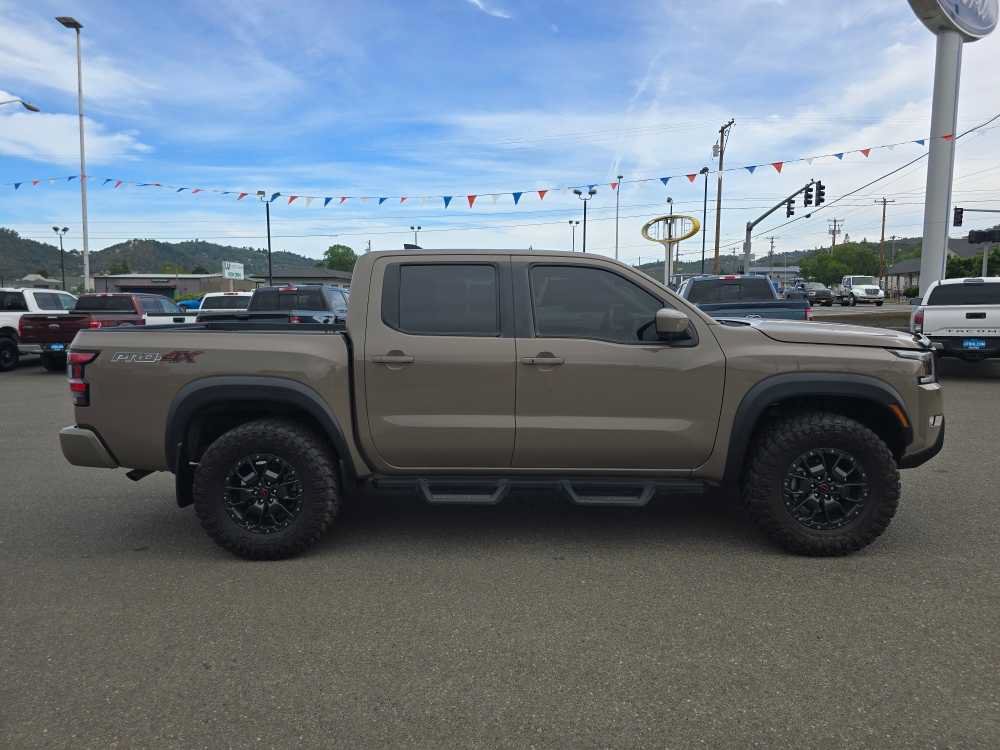 Used 2022 Nissan Frontier PRO-4X w/ Pro-4X Premium Package AWD/4WD image 6