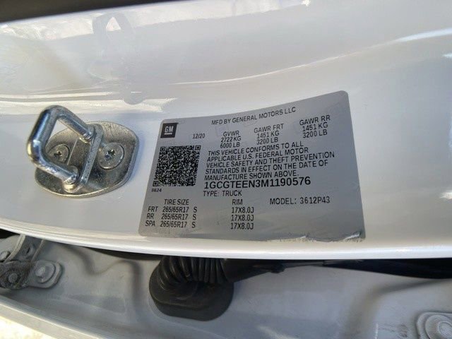 Used 2021 Chevrolet Colorado ZR2 w/ ZR2 Dusk Special Edition image 37