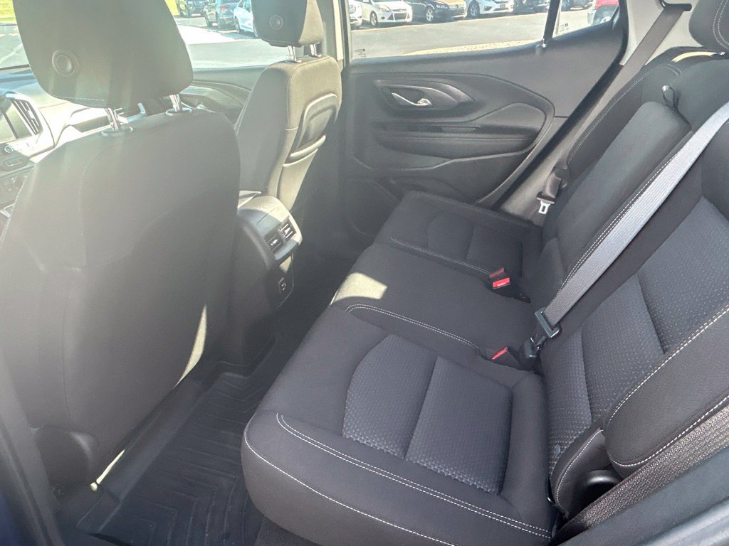 Used 2022 GMC Terrain SLE w/ Driver Convenience Package AWD/4WD image 25