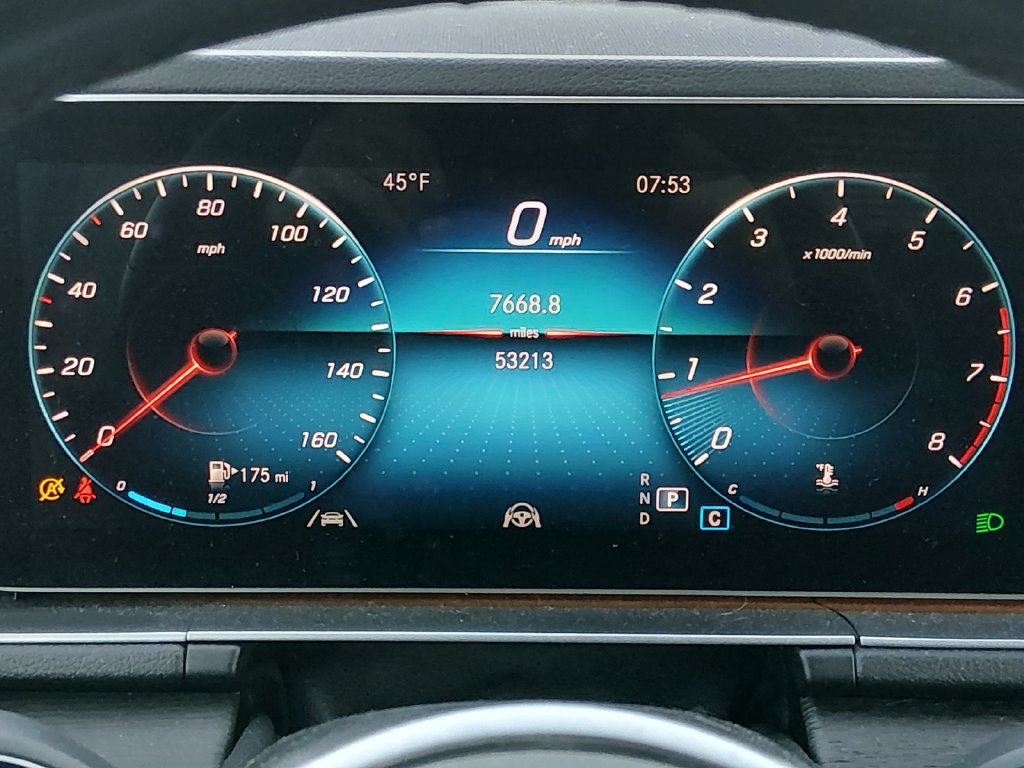 Used 2020 Mercedes-Benz GLE 350 4MATIC image 25