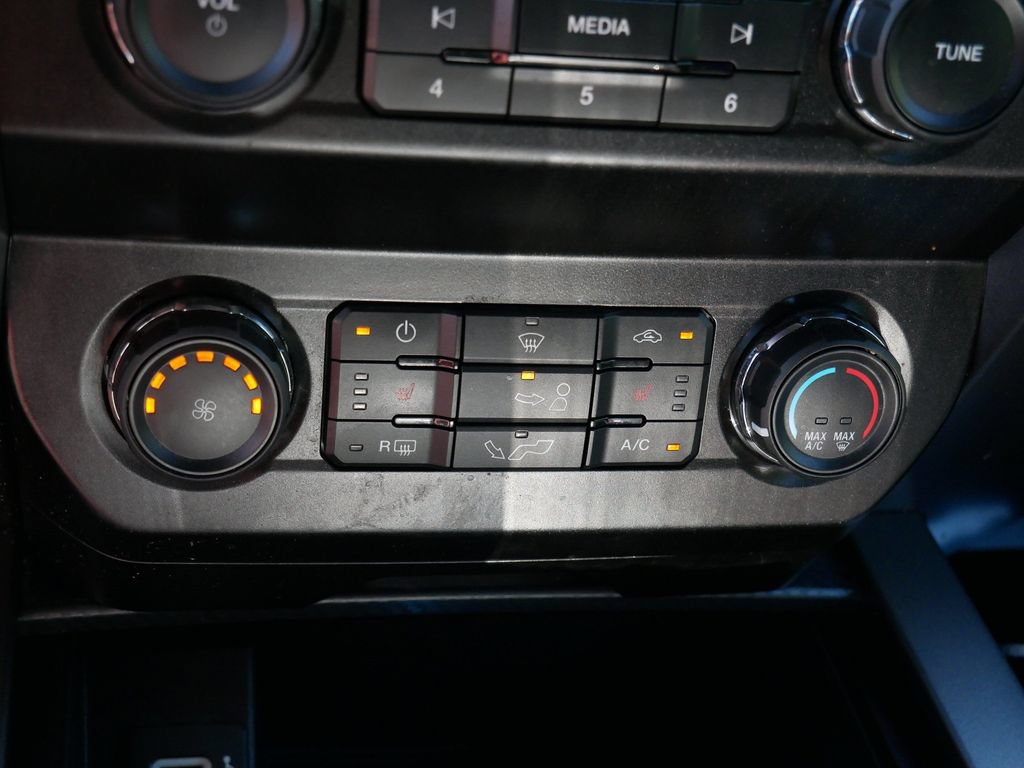 Certified 2019 Ford F150 XLT w/ Equipment Group 302A Luxury AWD/4WD image 23
