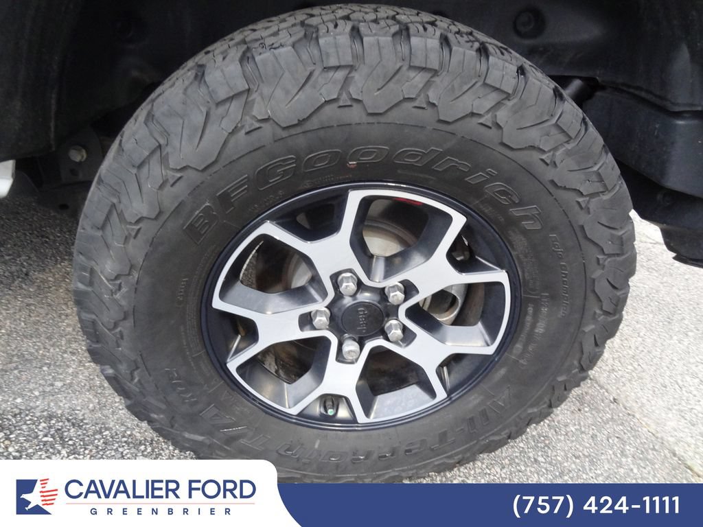 Used 2022 Jeep Wrangler Unlimited Rubicon w/ Cold Weather Group AWD/4WD image 8