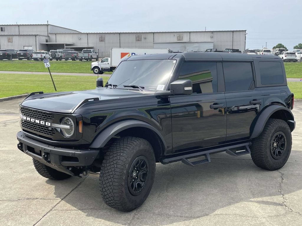 Certified 2024 Ford Bronco Wildtrak AWD/4WD image 7