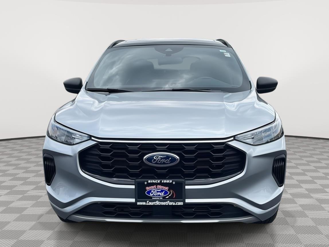 Certified 2024 Ford Escape ST-Line w/ Tech Pack #1 AWD/4WD image 2
