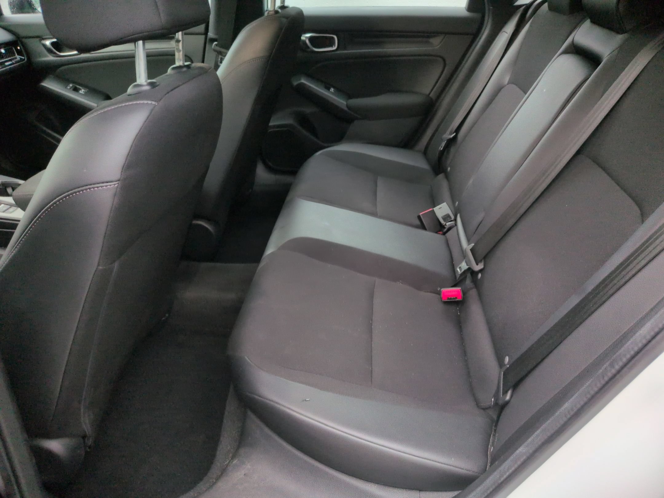 Used 2025 Honda Civic Sport image 29
