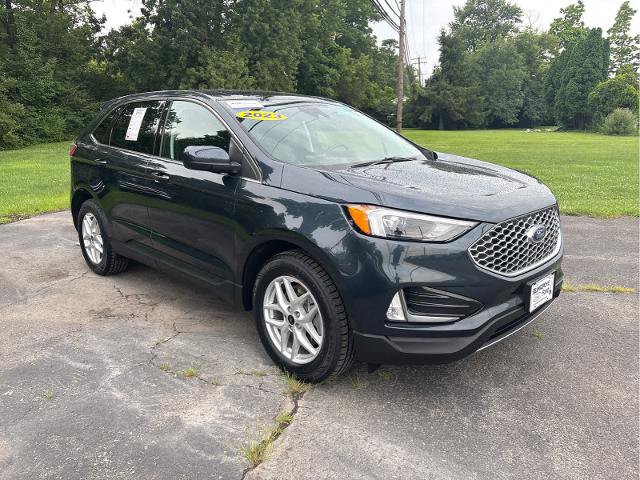Certified 2023 Ford Edge SEL w/ Convenience Package AWD/4WD image 3