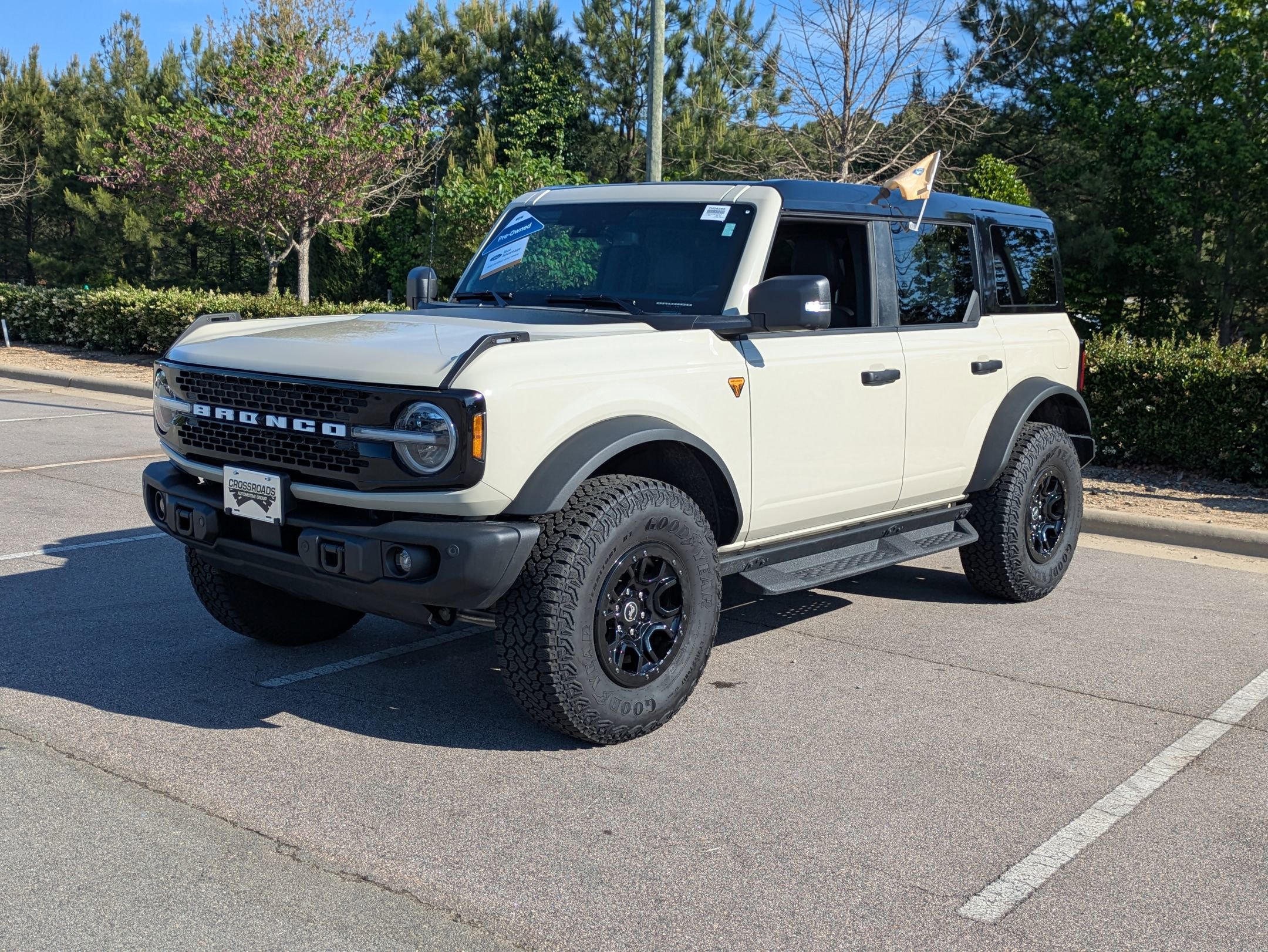 Certified 2025 Ford Bronco Badlands AWD/4WD image 8